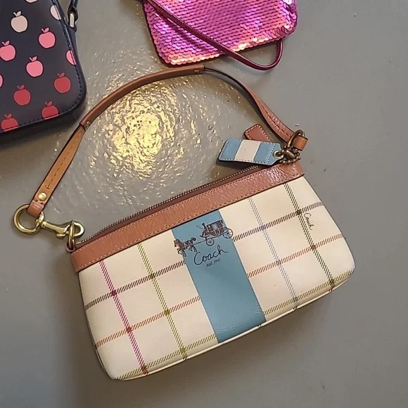 BAG BUNDLE SALE!! - Picture 4 of 8